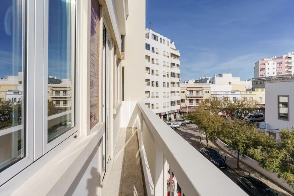 Modern & Bright - Faro Mercado Apt 22 외부 사진
